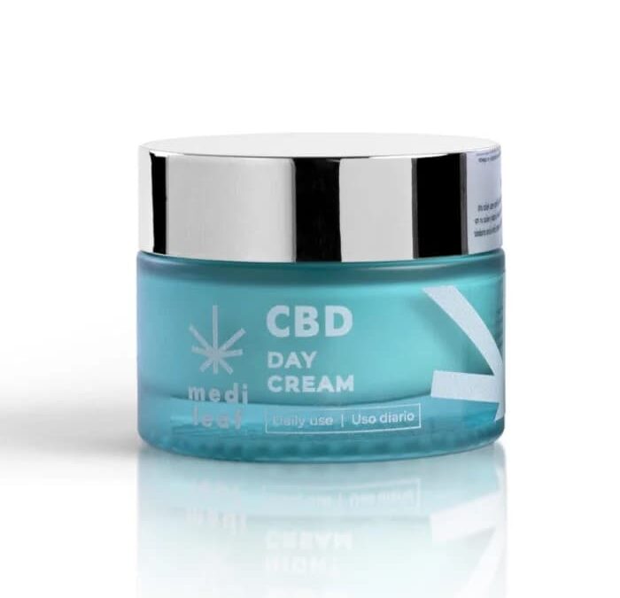 Crema CBD de Día 100 mg – MediLeaf